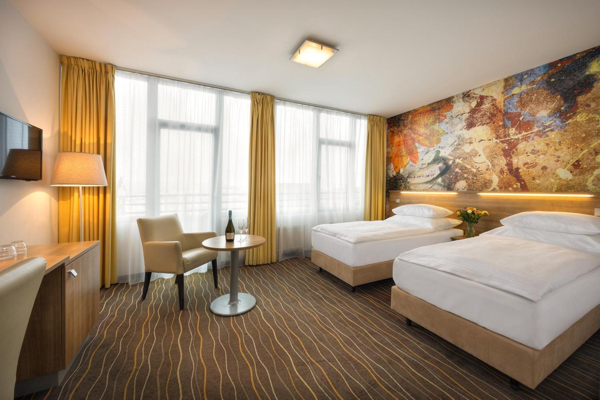 Akcent Hotel — Kuvat 3